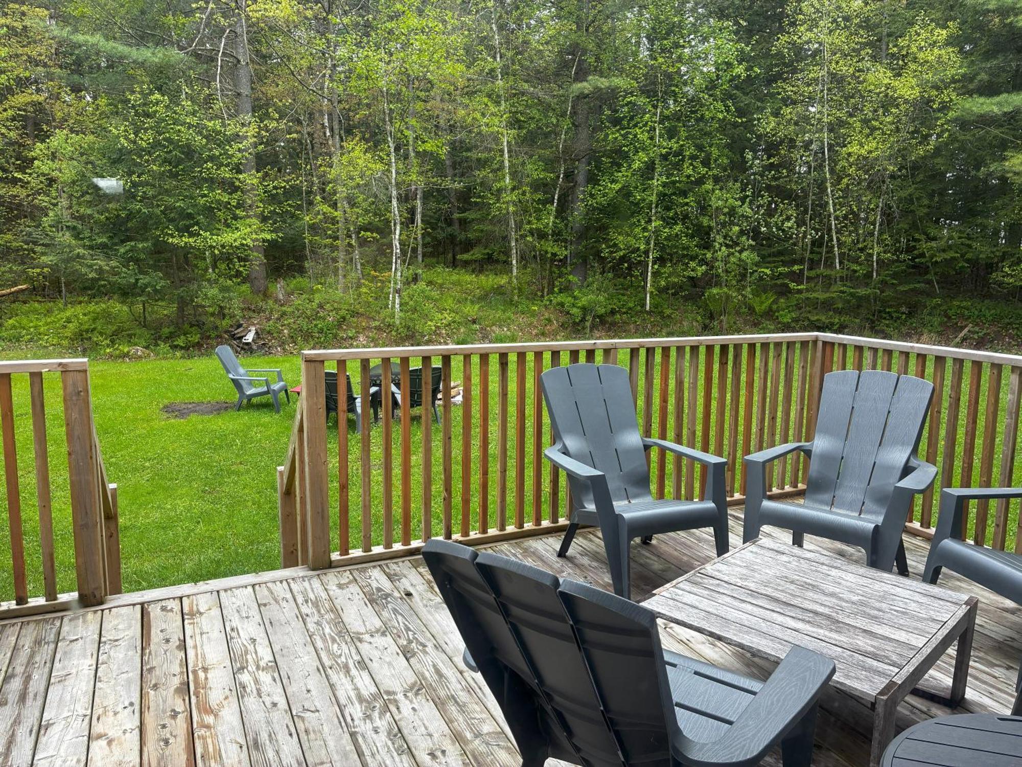 Location Au Sommet Du Lac Magog Luaran gambar